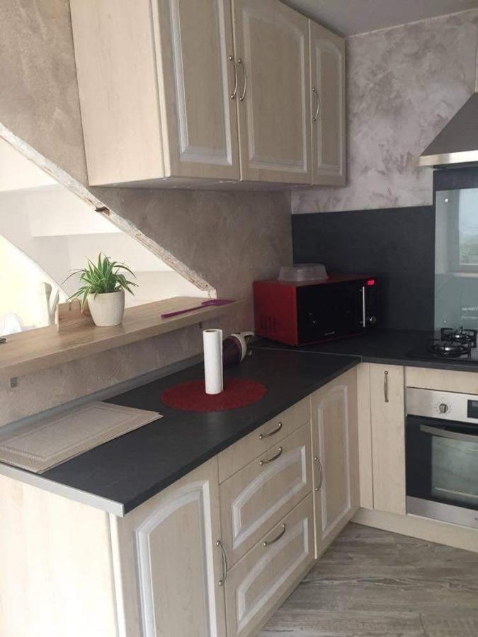 Petite Maison Au Coeur De L Auvergne Jumeaux Eksteriør bilde